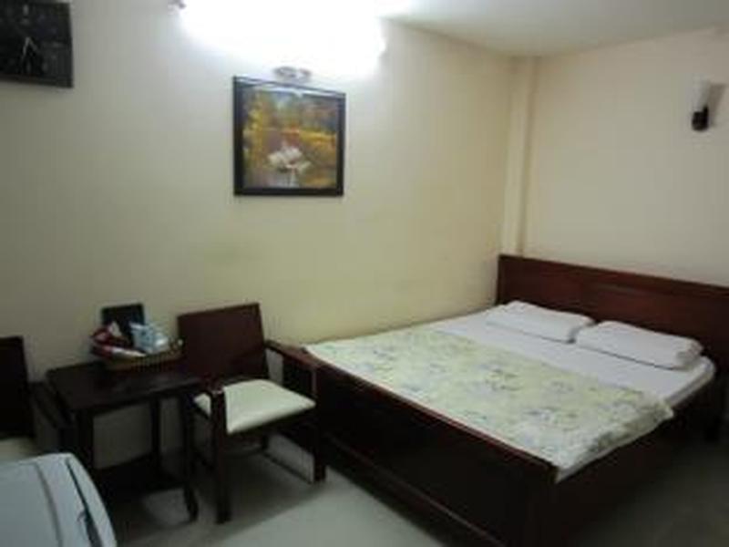 Van Khang Hotel Thành Pho Ho Chí Minh Esterno foto