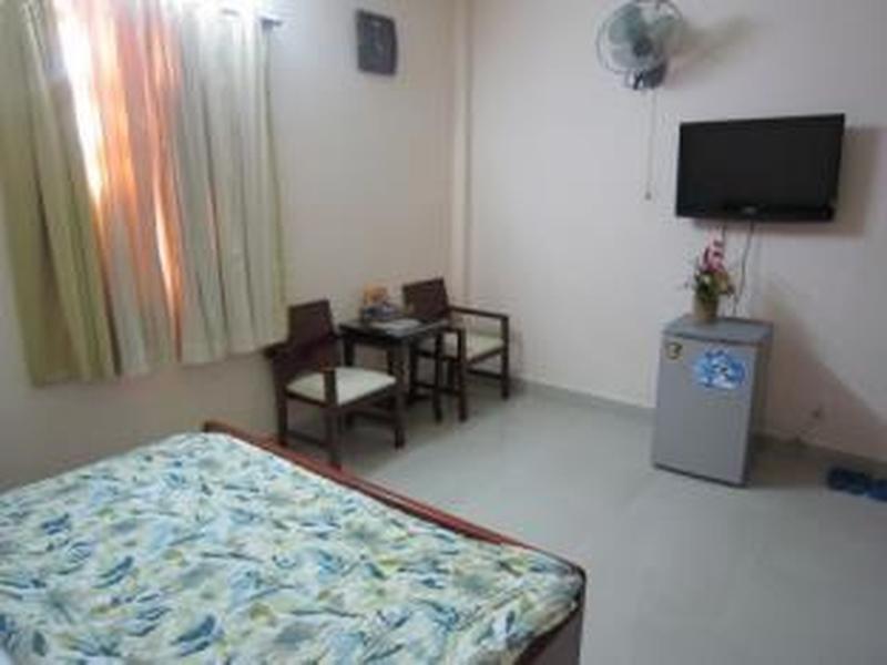 Van Khang Hotel Thành Pho Ho Chí Minh Esterno foto