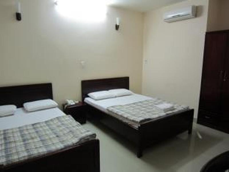 Van Khang Hotel Thành Pho Ho Chí Minh Esterno foto