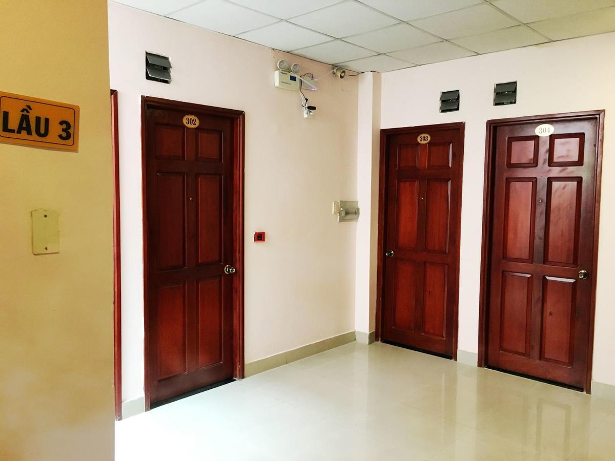 Van Khang Hotel Thành Pho Ho Chí Minh Esterno foto