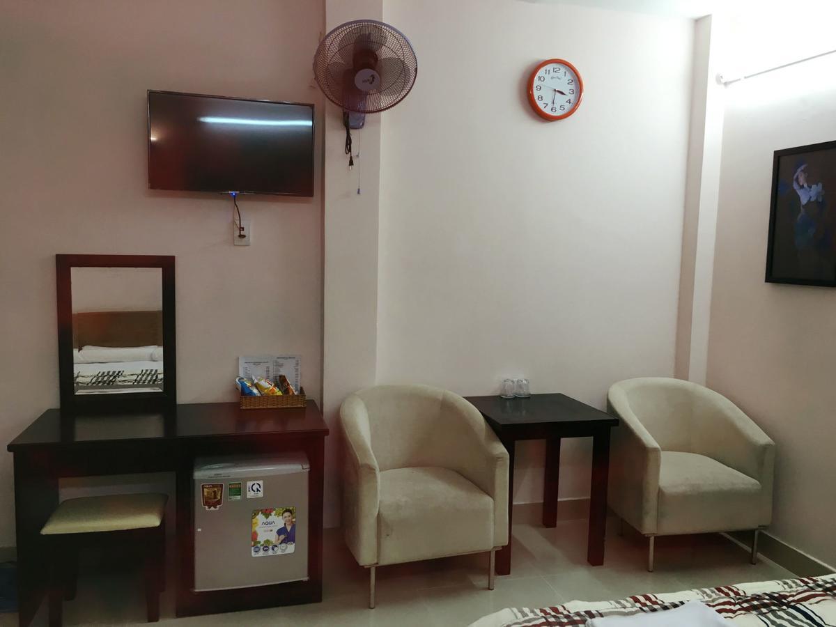 Van Khang Hotel Thành Pho Ho Chí Minh Esterno foto